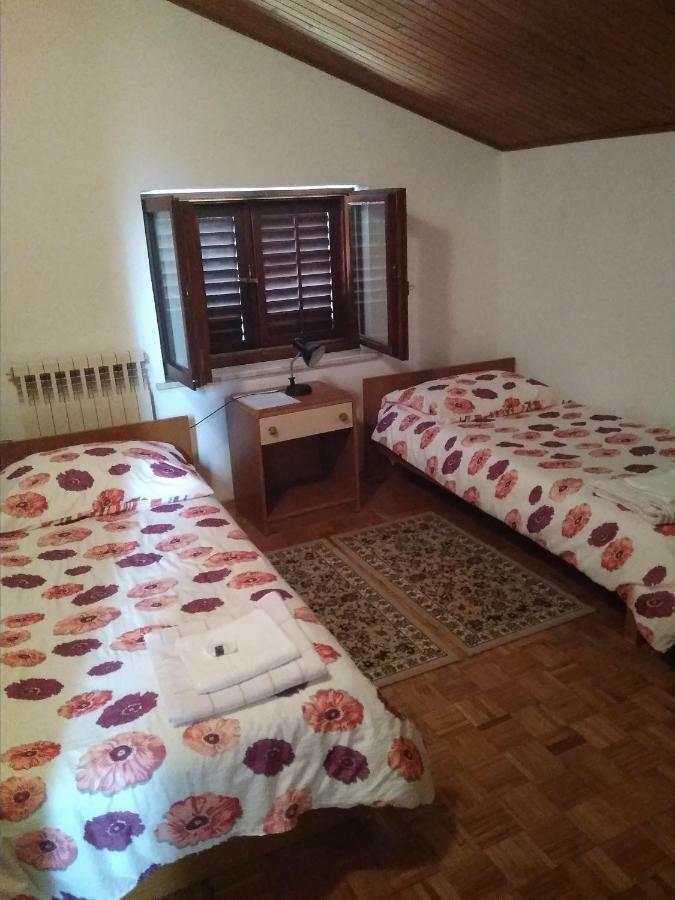 Gostisce Oddih Hotel Solkan Exterior foto